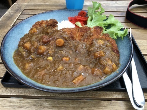 キュランダで食べたカツカレー