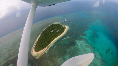 ケアンズ旅行にてセスナで空から見たグリーン島