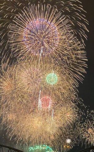 日本の夏の風物詩の花火