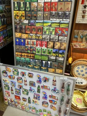 ハノイで売っていた観光地マグネット