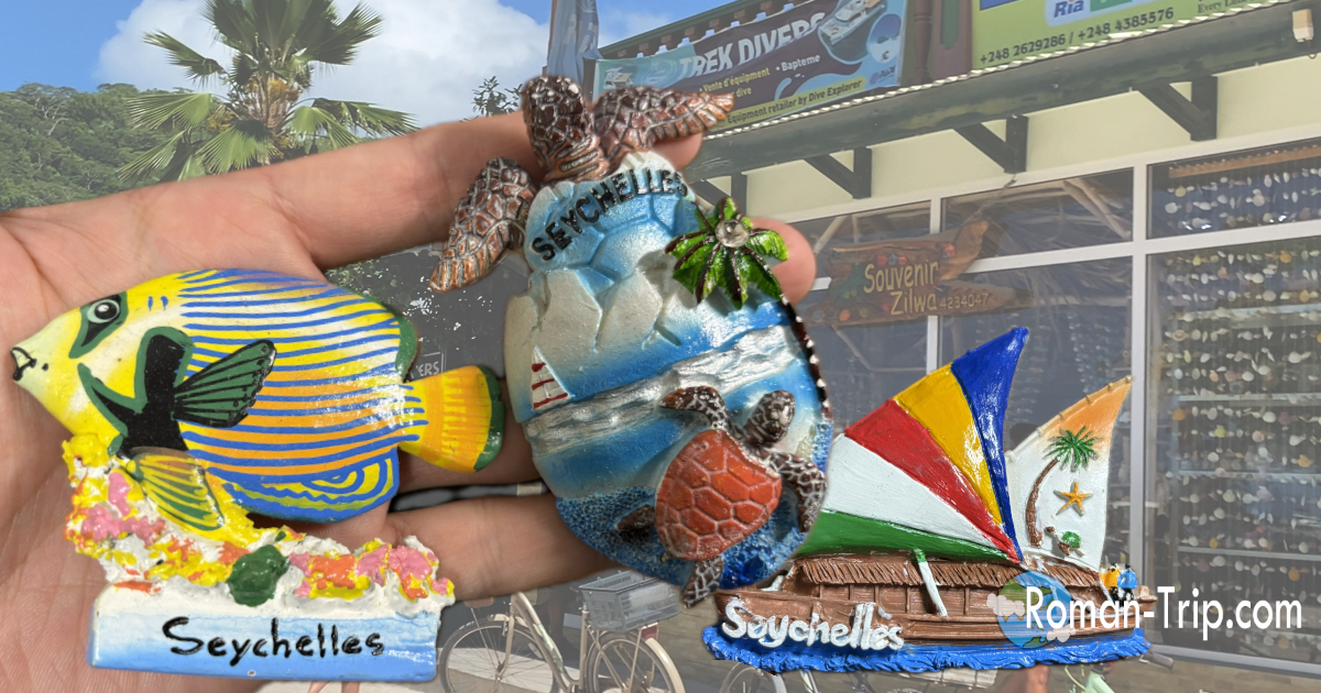 セーシェル・ラディーグ島のご当地マグネット。熱帯魚やウミガメなど南国らしいデザインが並ぶ、お土産マグネットコレクション。 / Local souvenir magnets from La Digue Island in Seychelles, featuring tropical designs such as colorful fish and sea turtles.